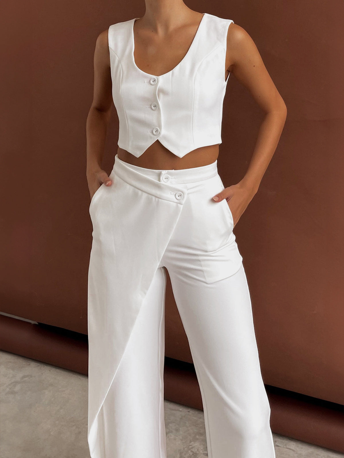 Sidney® | Elegant Trouser Set With An Asymmetrical Cut