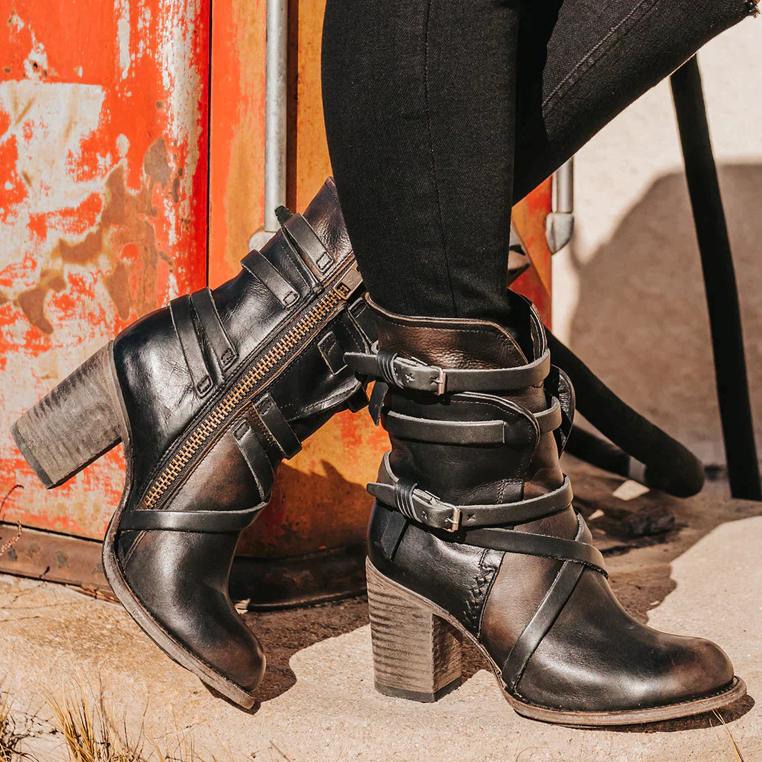 Fabiola | Timeless and supportive orthopedic boots
