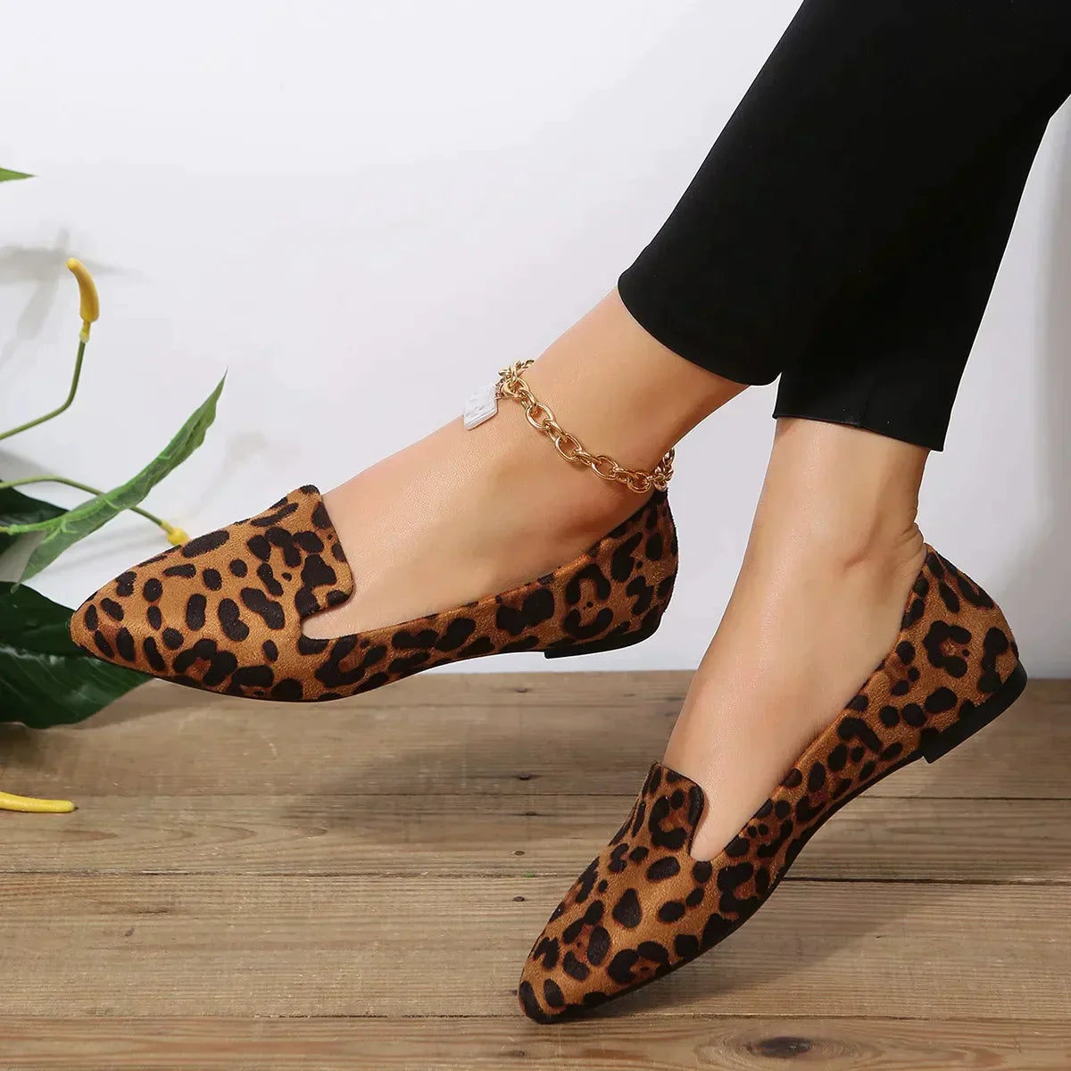 Marietta® | Leopard Pointy Toe Loafers