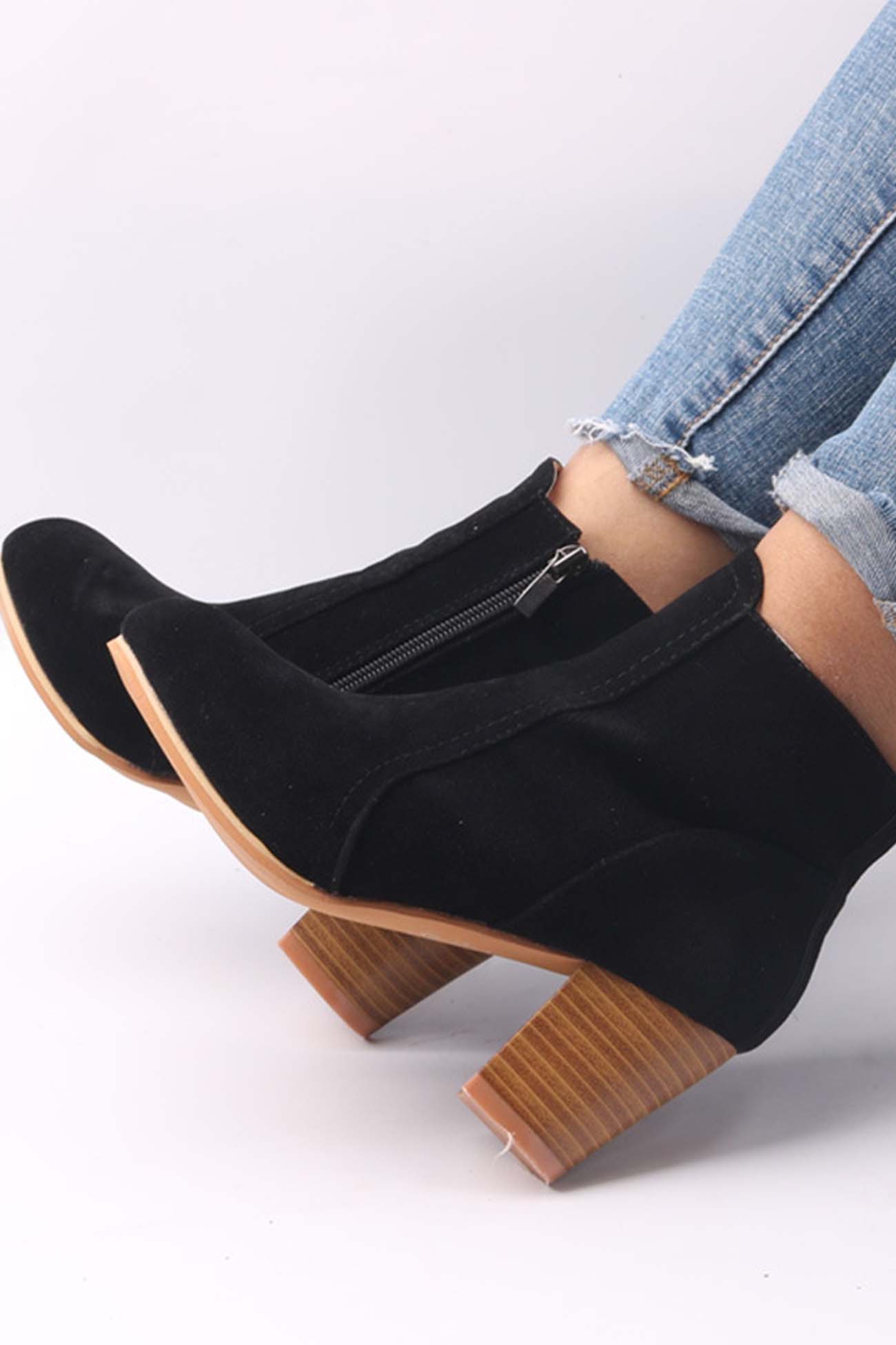 Romina | Fashionable, supportive orthopedic boots