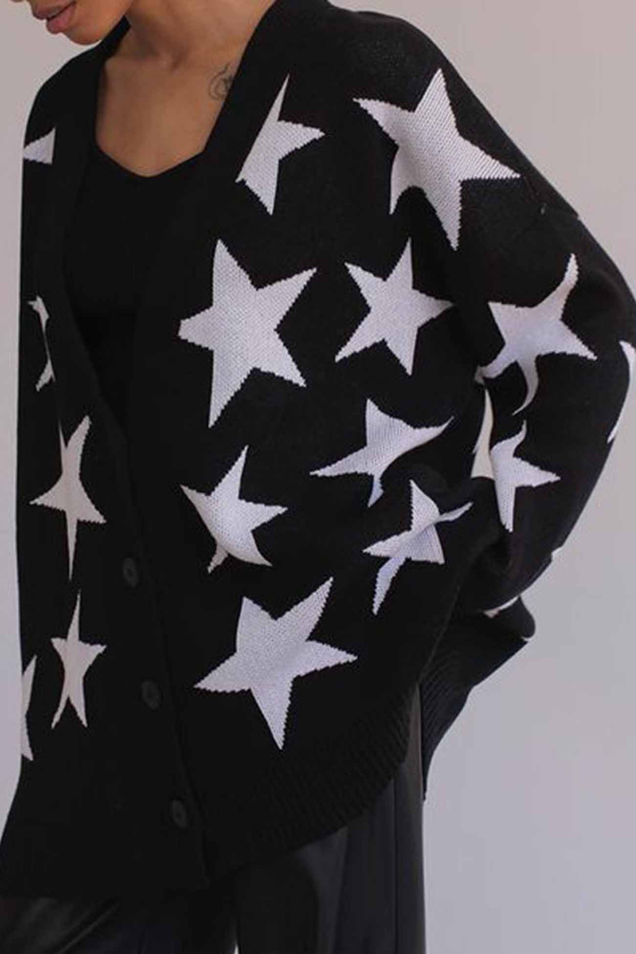 Samantha | Knitted cardigan with contrasting stars and buttons