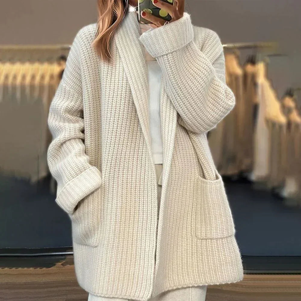 Estela® | Creamy white jacket