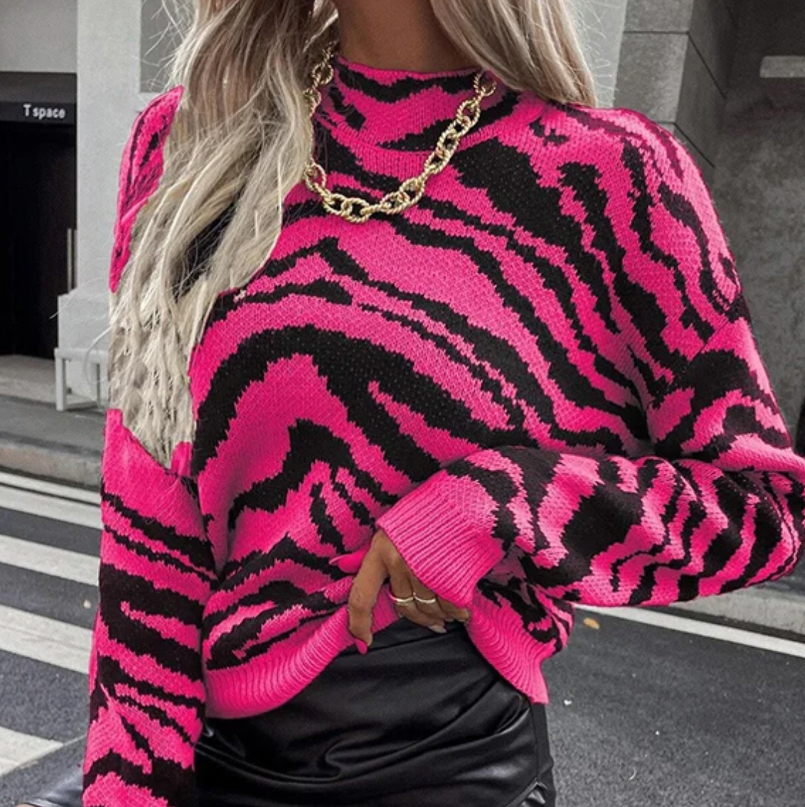 Marta | Simple and stylish winter sweater