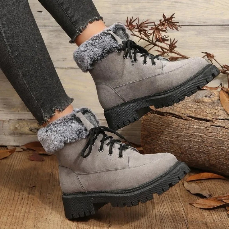 Yadira | Supportive and stylish orthopedic boots