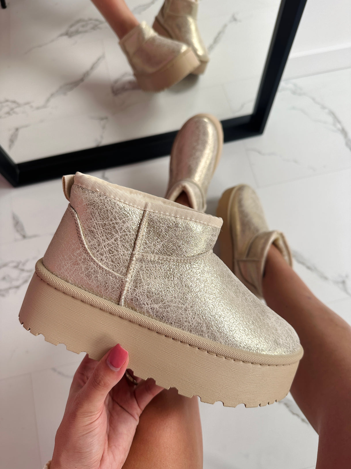 Virginia | Robust winter boots with thick soles