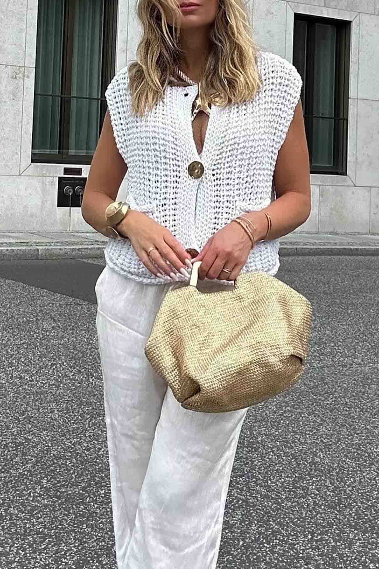 Katinka | Cardigan with a button placket at the front and sleeveless pockets