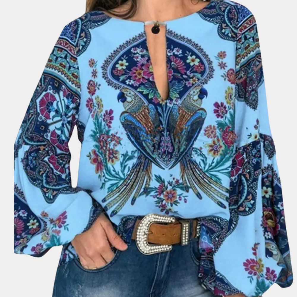 Yanet | Casual and effortless winter blouse