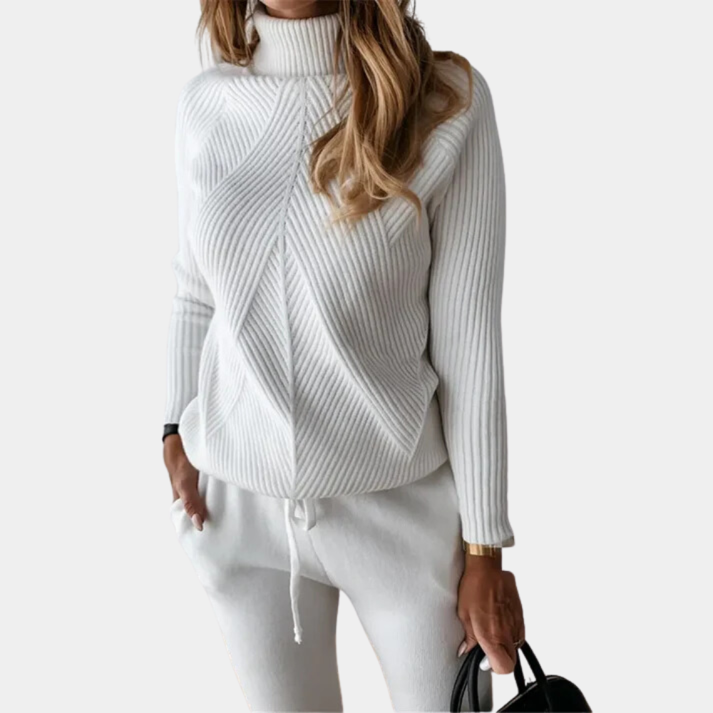 Victoria | Effortless and trendy winter garment