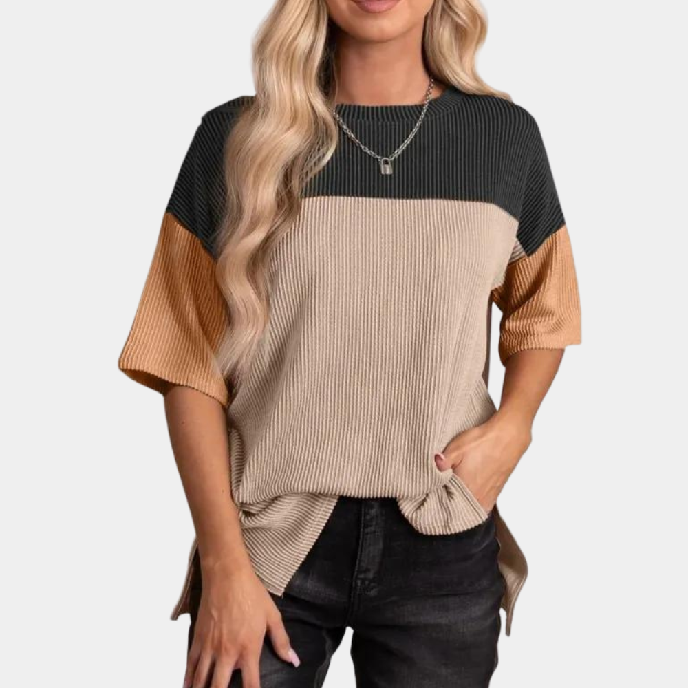 Alina | Relaxed and stylish winter t-shirt