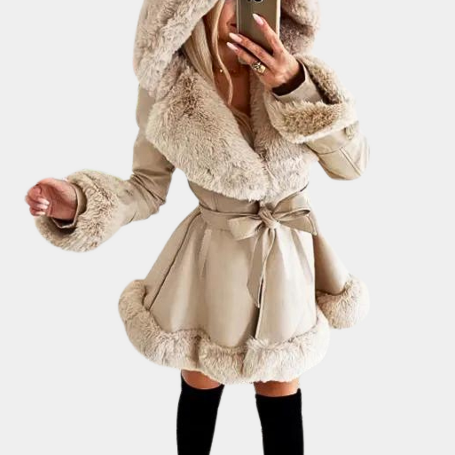 Natividad | Chic and versatile winter garment