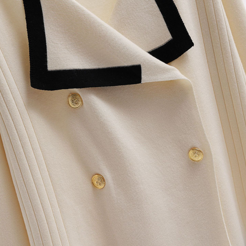 Elvia | Modern and fashionable winter clothing item