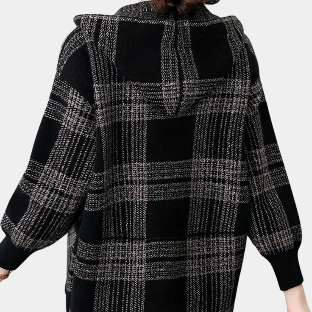 Magdalena | Elegant and versatile winter garment