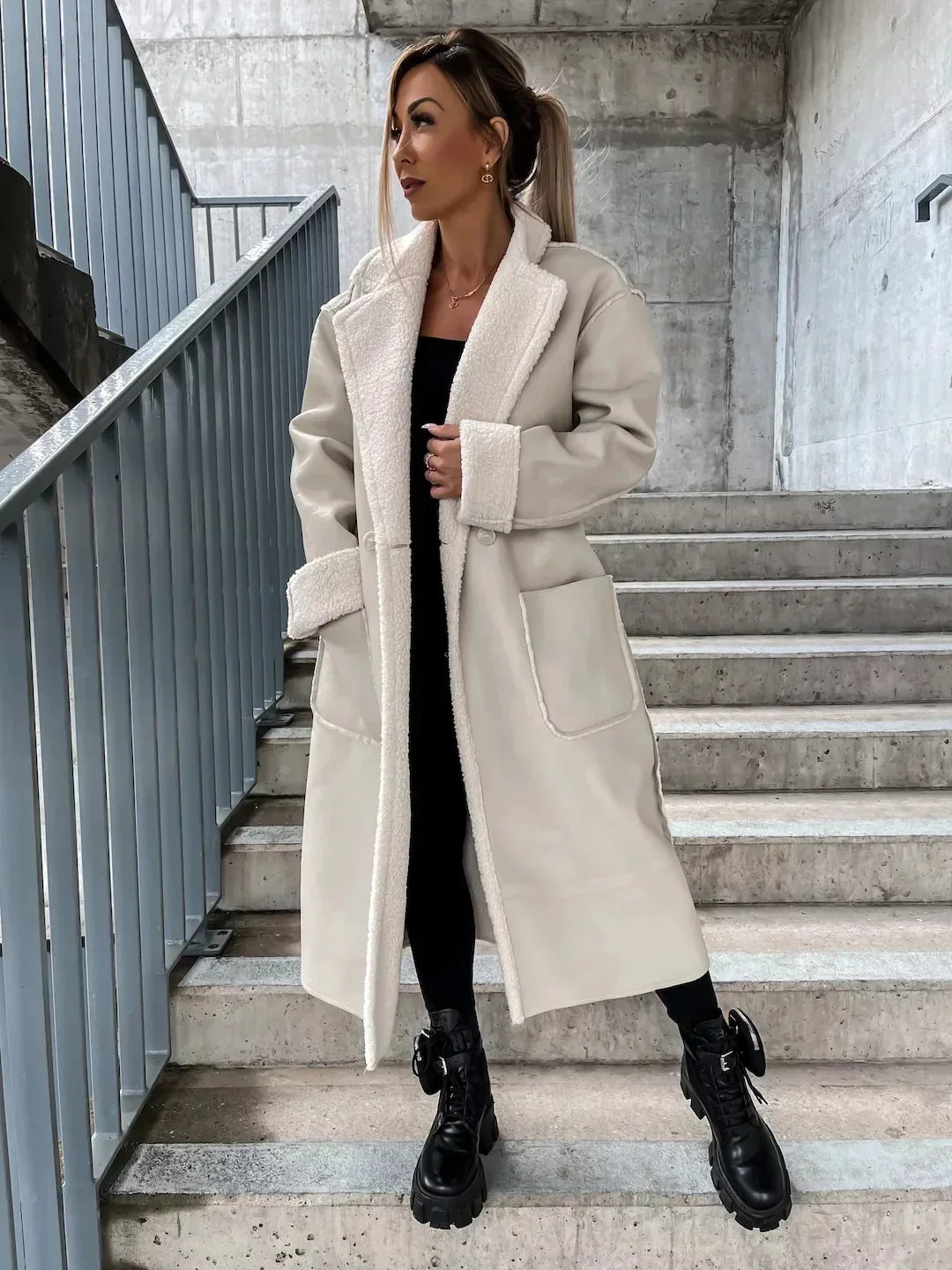Sybilla | Fashionable thick coat