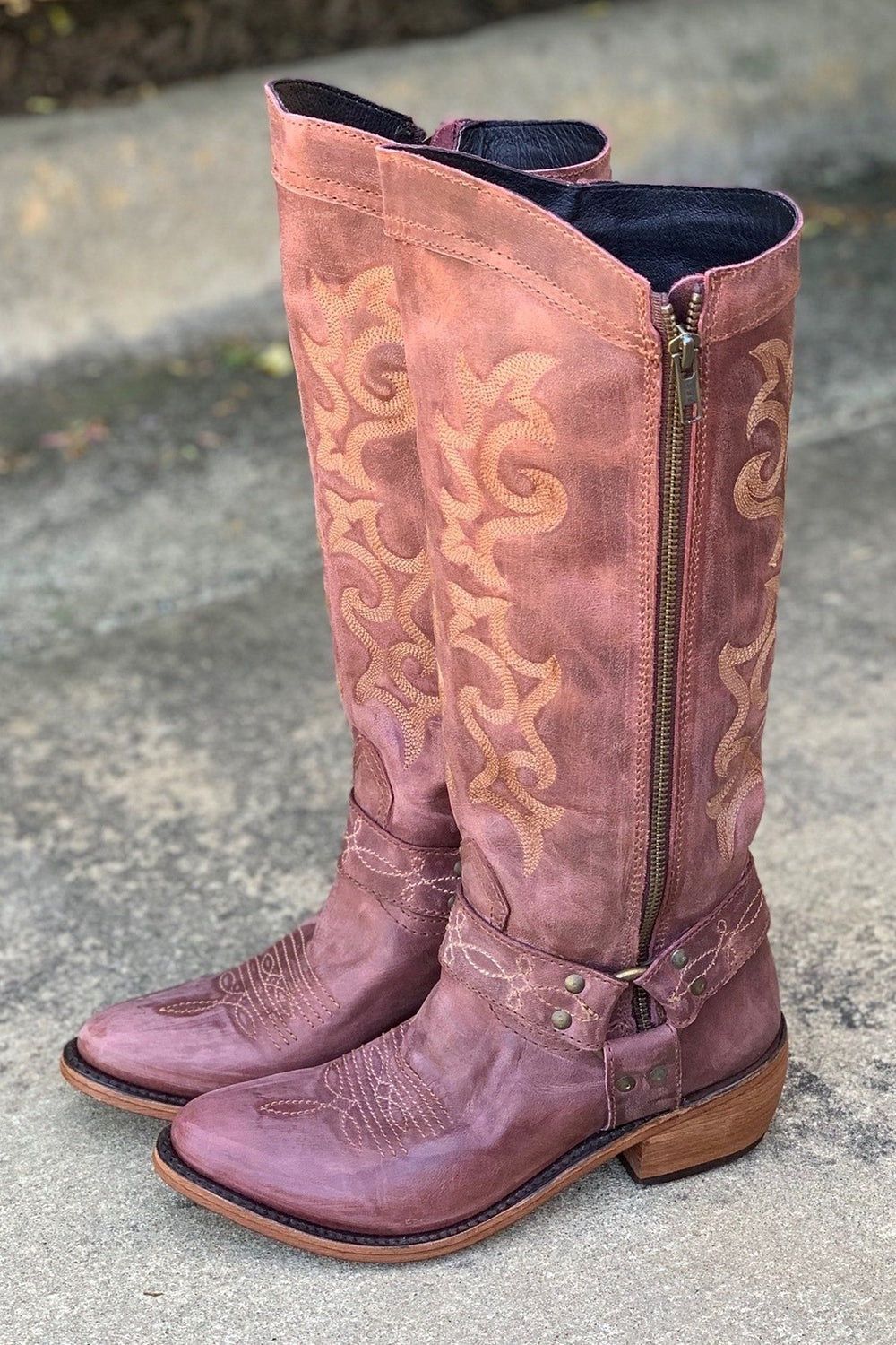Daniela | Trendy and supportive orthopedic boots