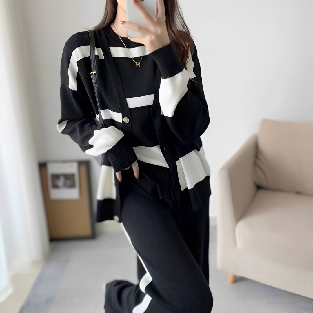 Julieta | Set consisting of a sweater, trousers and shirt