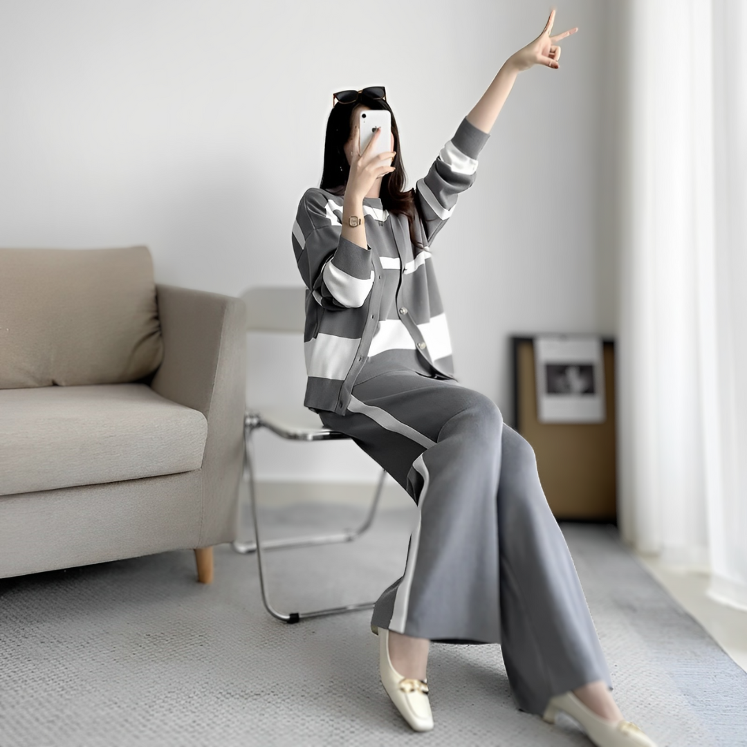 Julieta | Set consisting of a sweater, trousers and shirt