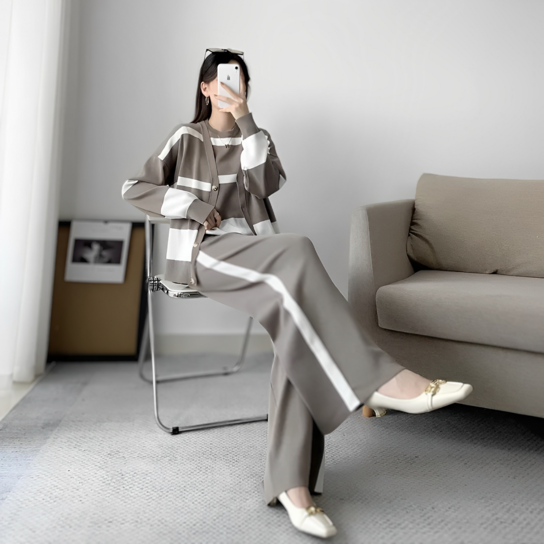 Julieta | Set consisting of a sweater, trousers and shirt