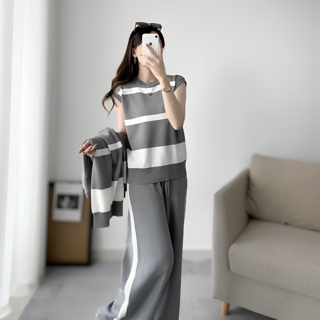 Julieta | Set consisting of a sweater, trousers and shirt