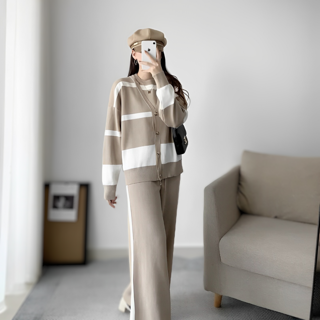 Julieta | Set consisting of a sweater, trousers and shirt