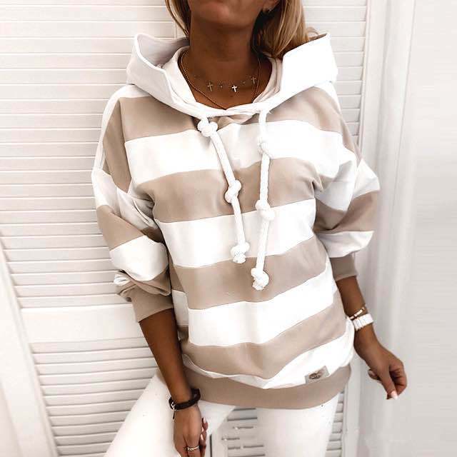 Liliana| Timeless and stylish winter sweater