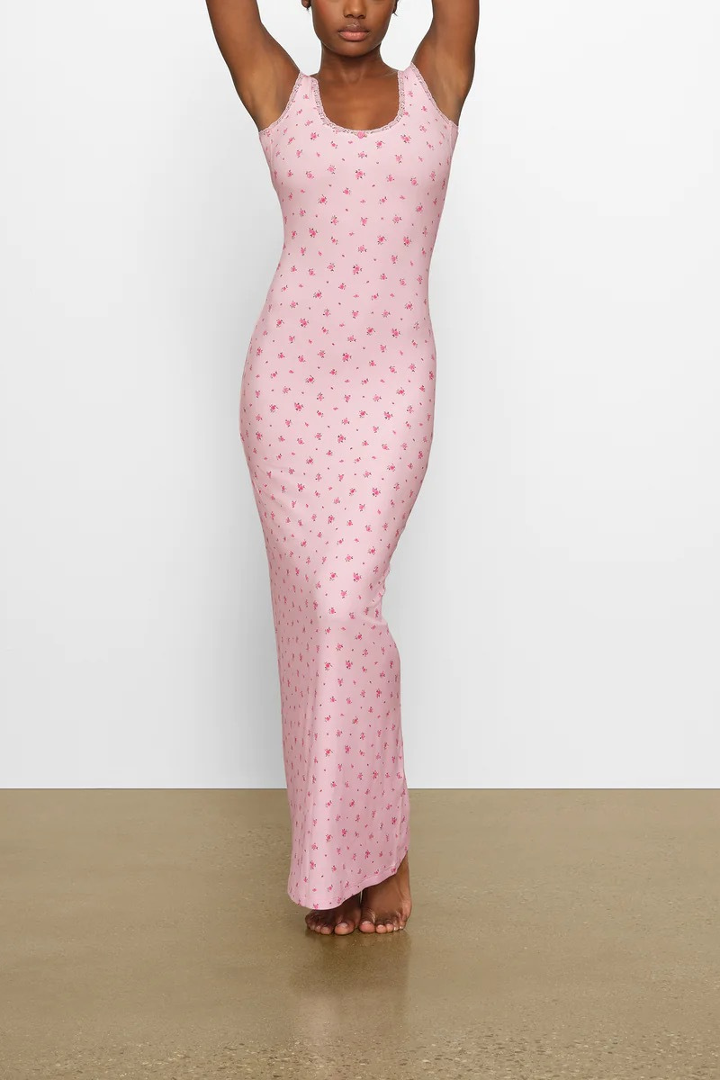 Sara® | Cherry Red Backless Maxi Dress With Floral Print