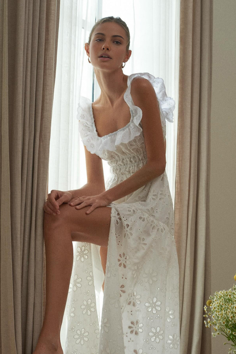 Samanta® | Backless Maxi Dress With Slit And Square Neckline