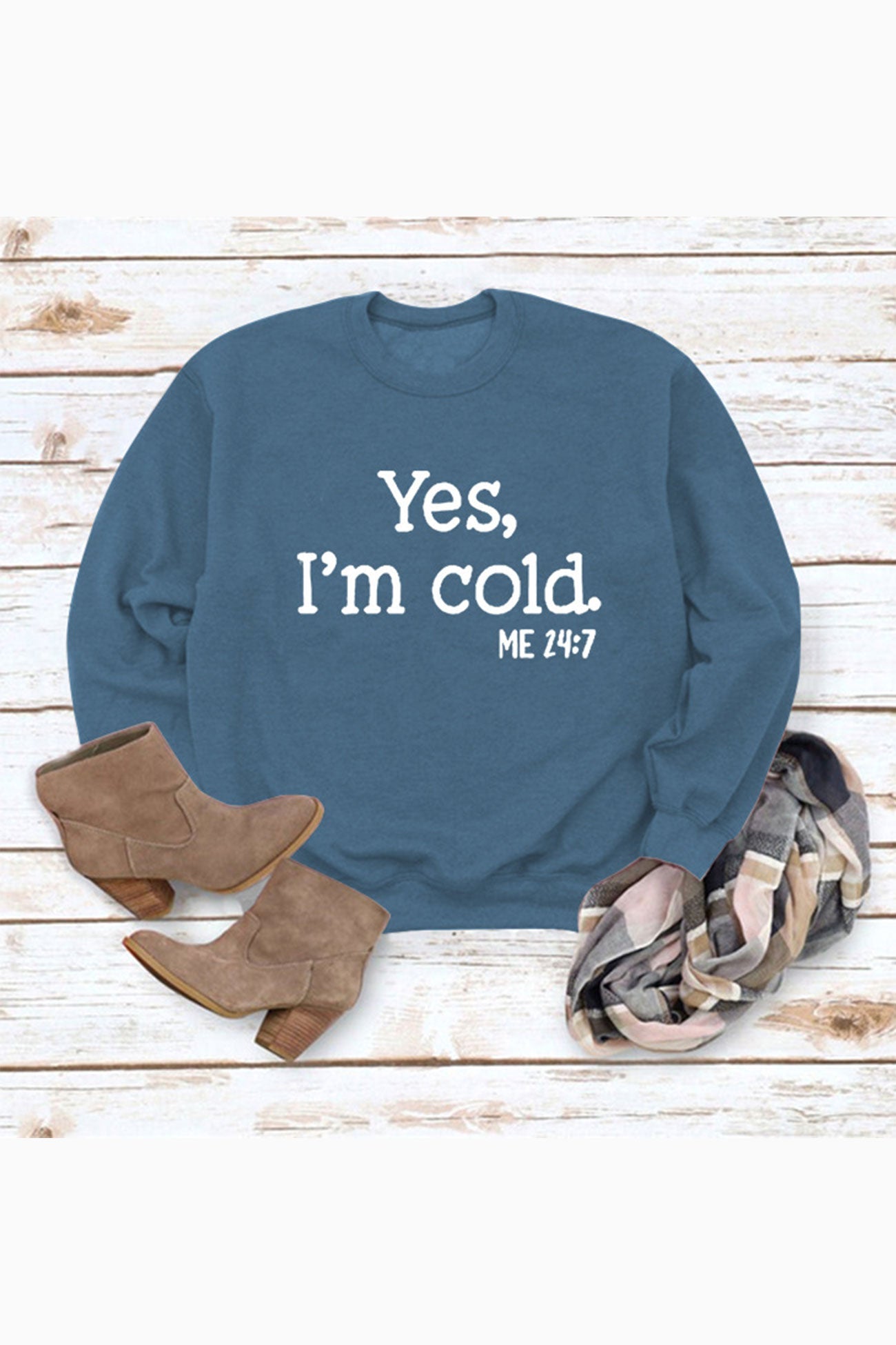Angela | Sweatshirt with “I'm Cold” letter print