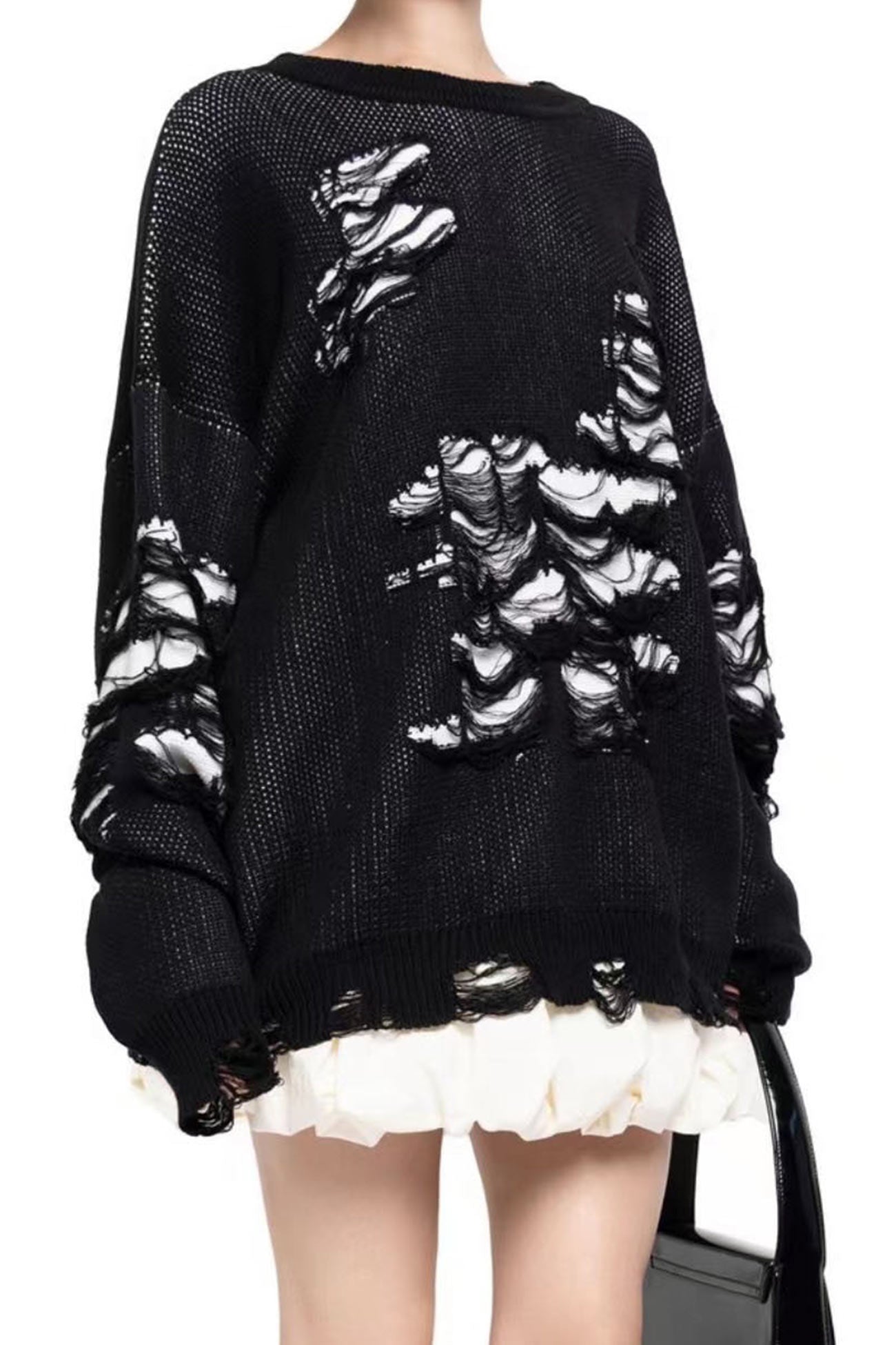 Monique | Contrast sweater with a distressed look