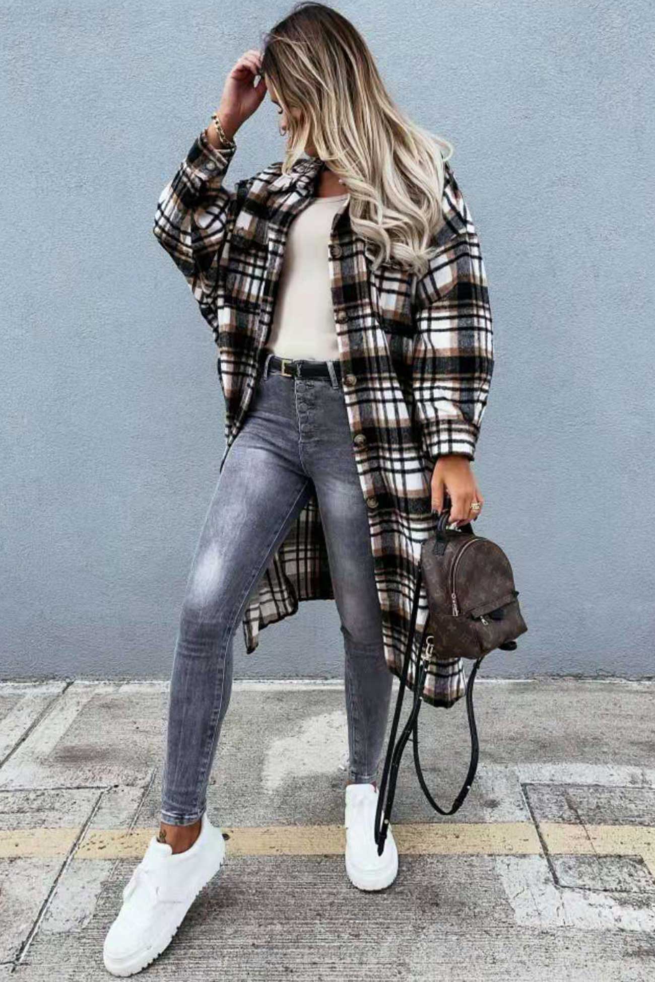 Fabienne | Long, contrasting checked jacket