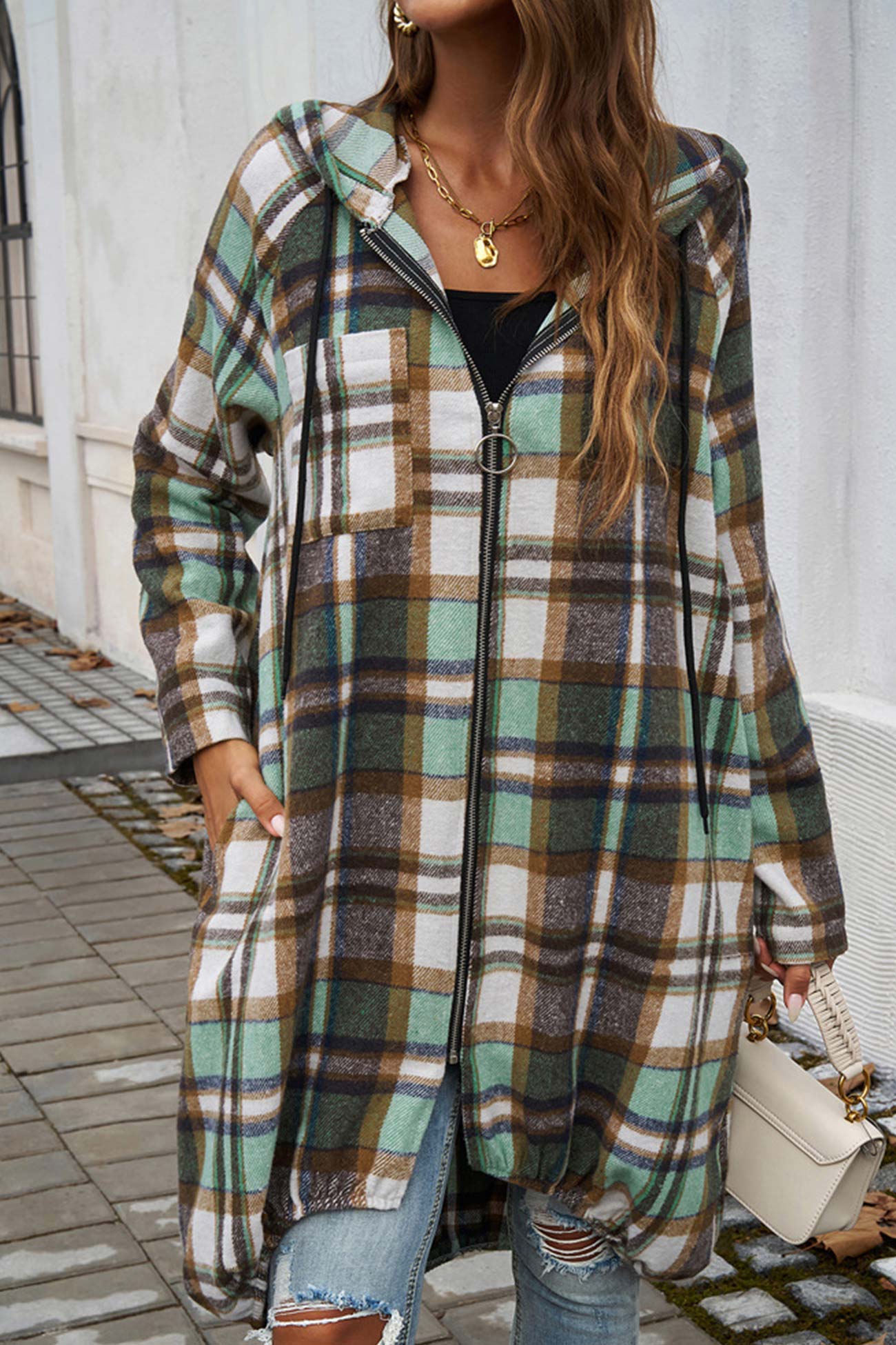 Carmen | Mid-length hoodie with contrast check pattern and zip fastening