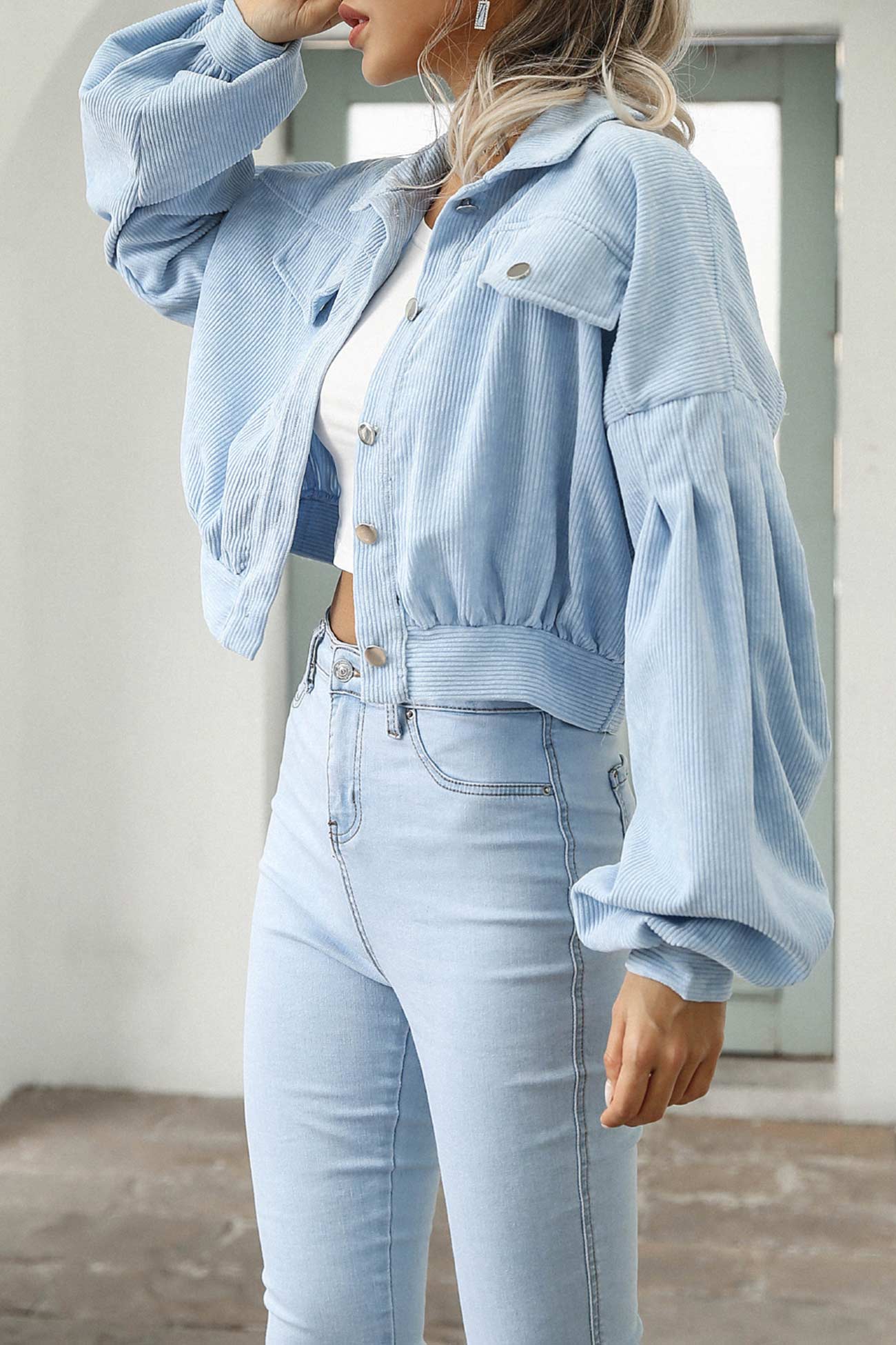 Mia | Single-breasted, short corduroy jacket