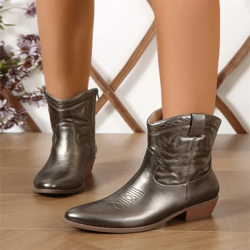 Francisca | Supportive and trendy orthopedic boots