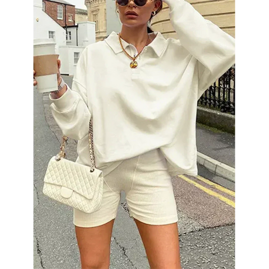 Kitty | Oversized women's sweatshirt with a warm neckline