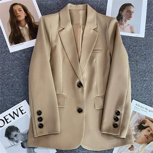 Leonor | Stylish and elegant winter garment