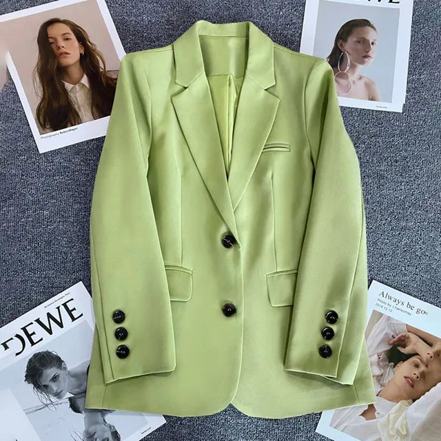 Leonor® | Stylish and elegant winter garment