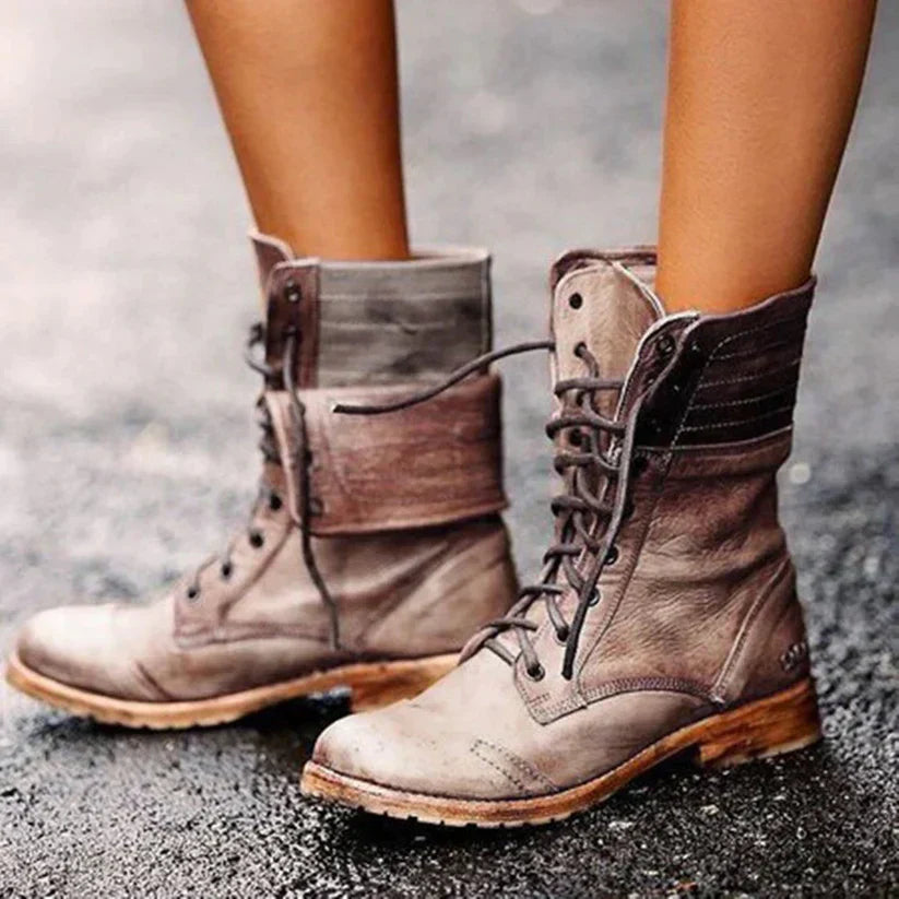Carla | Stylish and supportive orthopedic boots