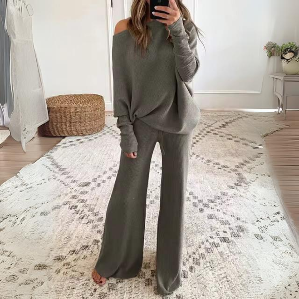 Nicole | Two-piece casual fashion costume