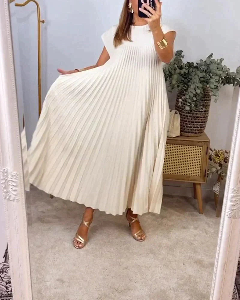 Aldina® | Sleeveless Dress With Pleats