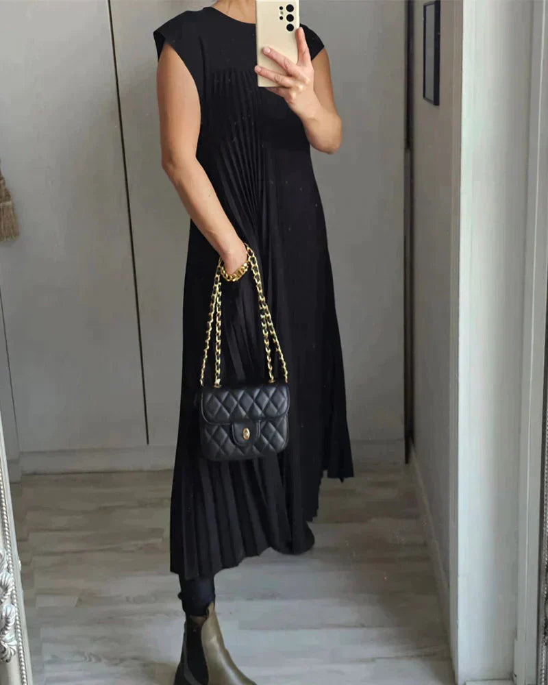 Aldina® | Sleeveless Dress With Pleats
