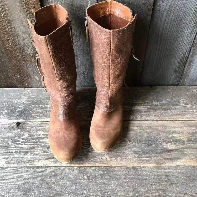 Monica | Modern and supportive orthopedic boots.