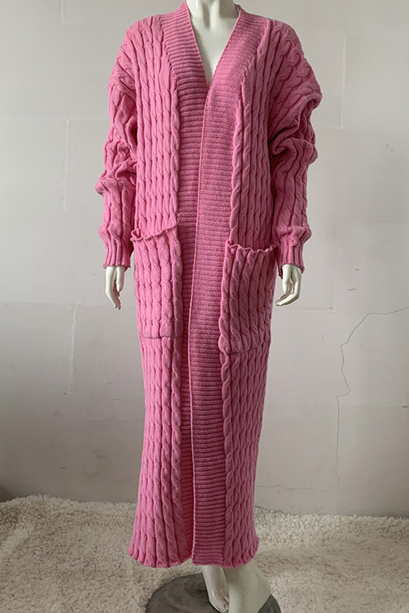 Renata | Long cable knit cardigan with pockets