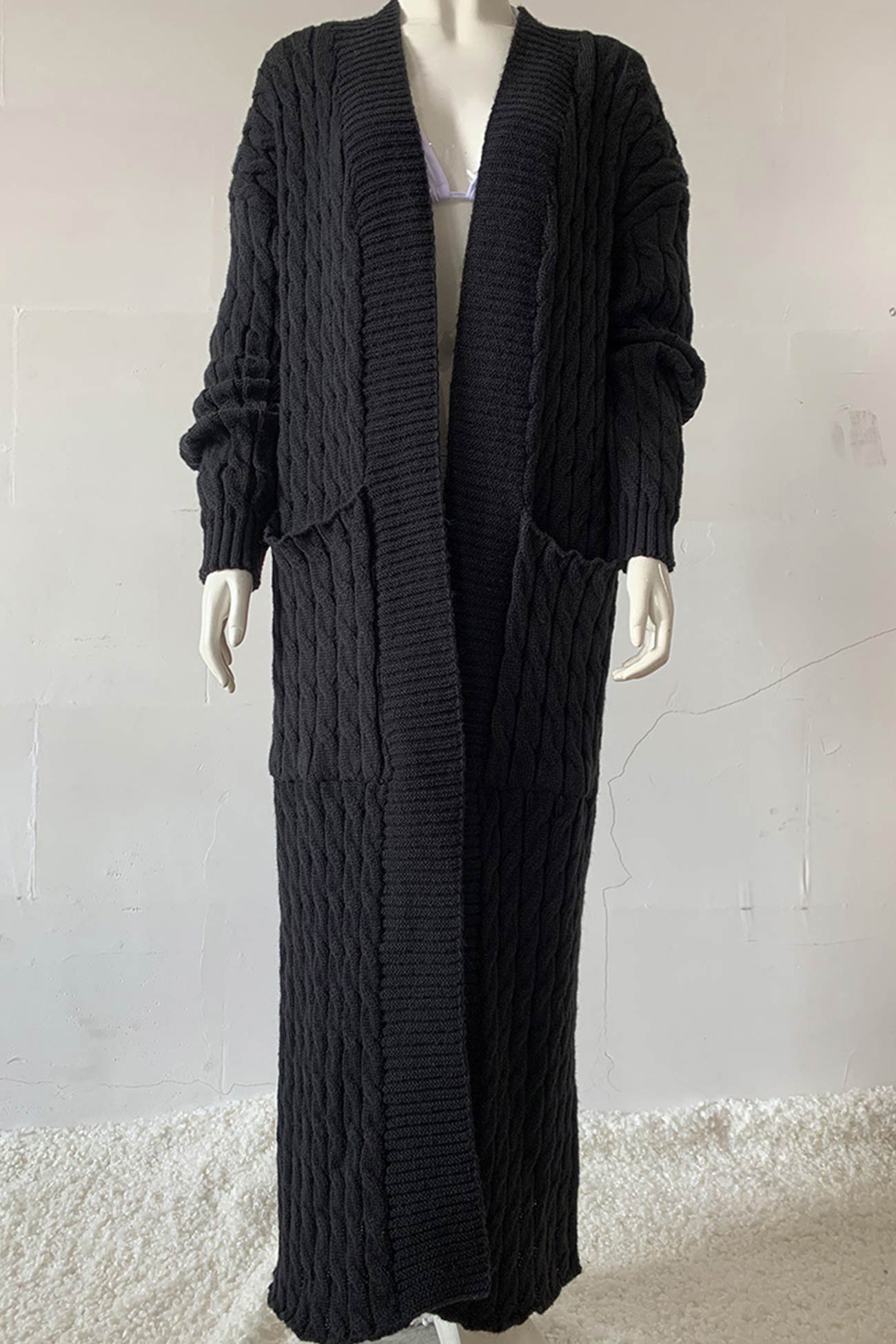 Renata | Long cable knit cardigan with pockets