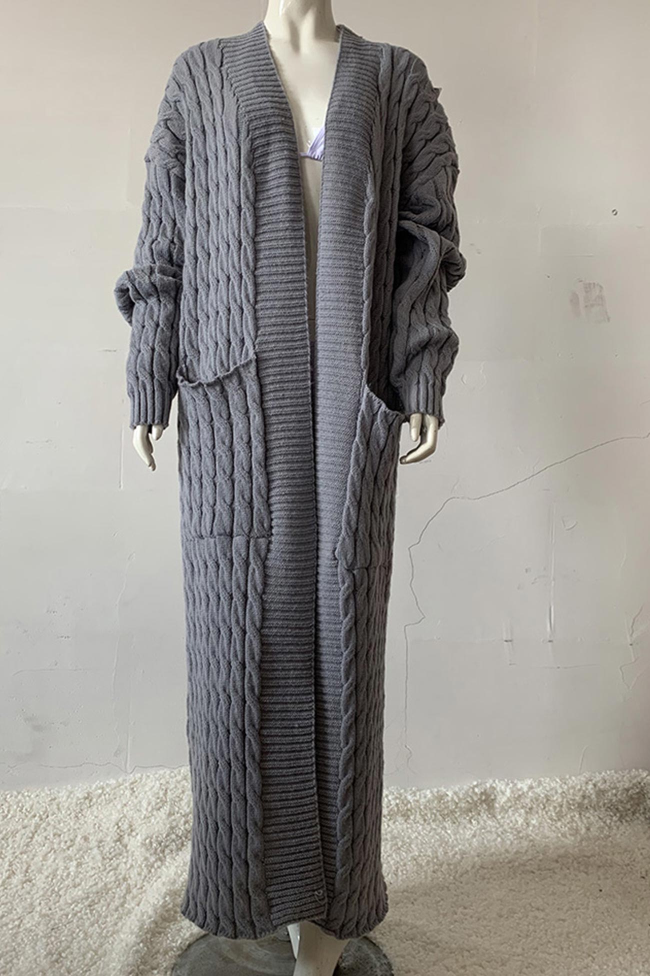 Renata | Long cable knit cardigan with pockets