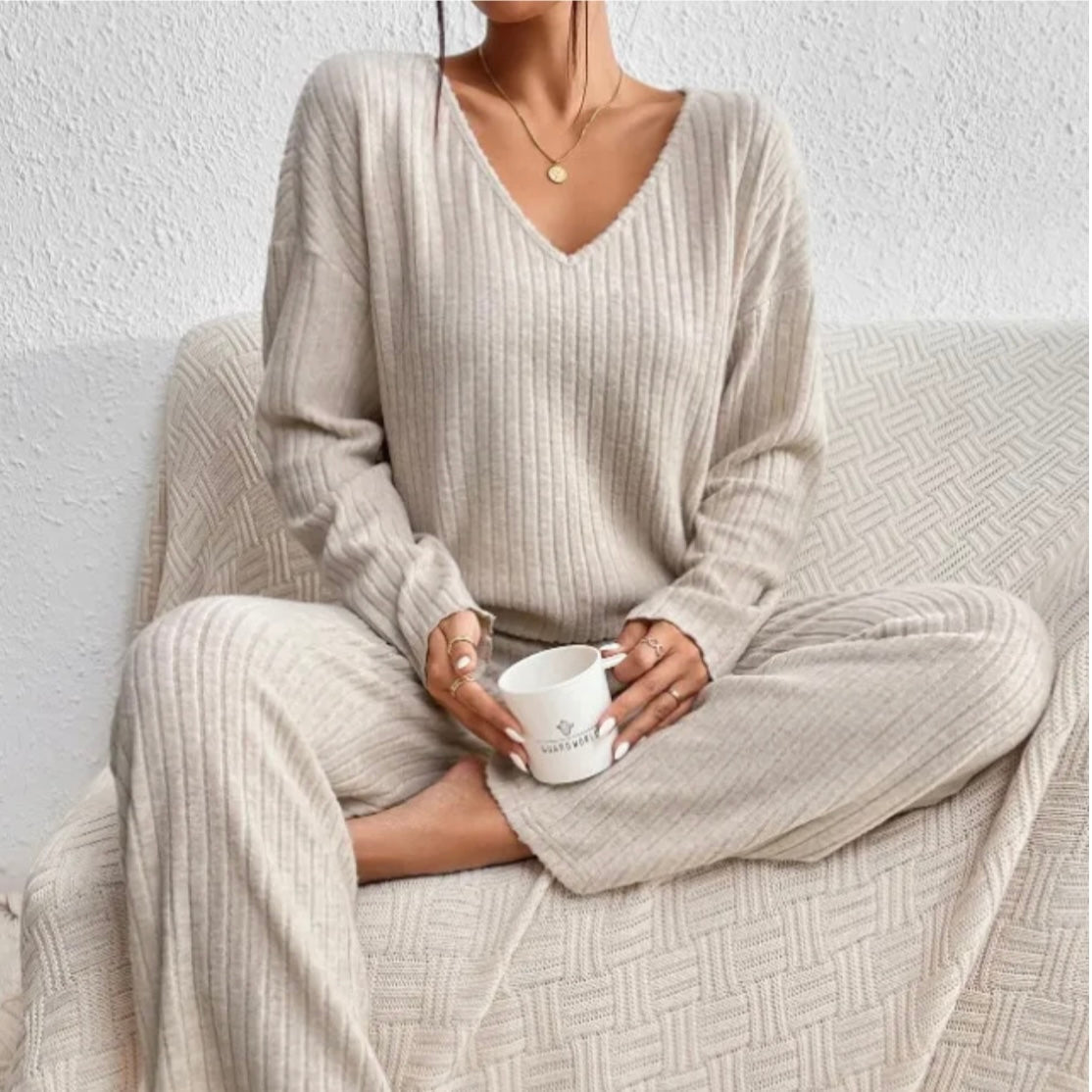 Odette | Elegant comfort two-piece set