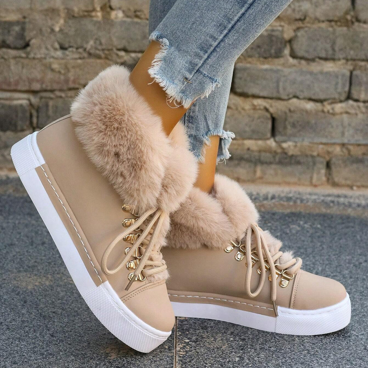 Ursula | Sleek and supportive orthopedic footwear
