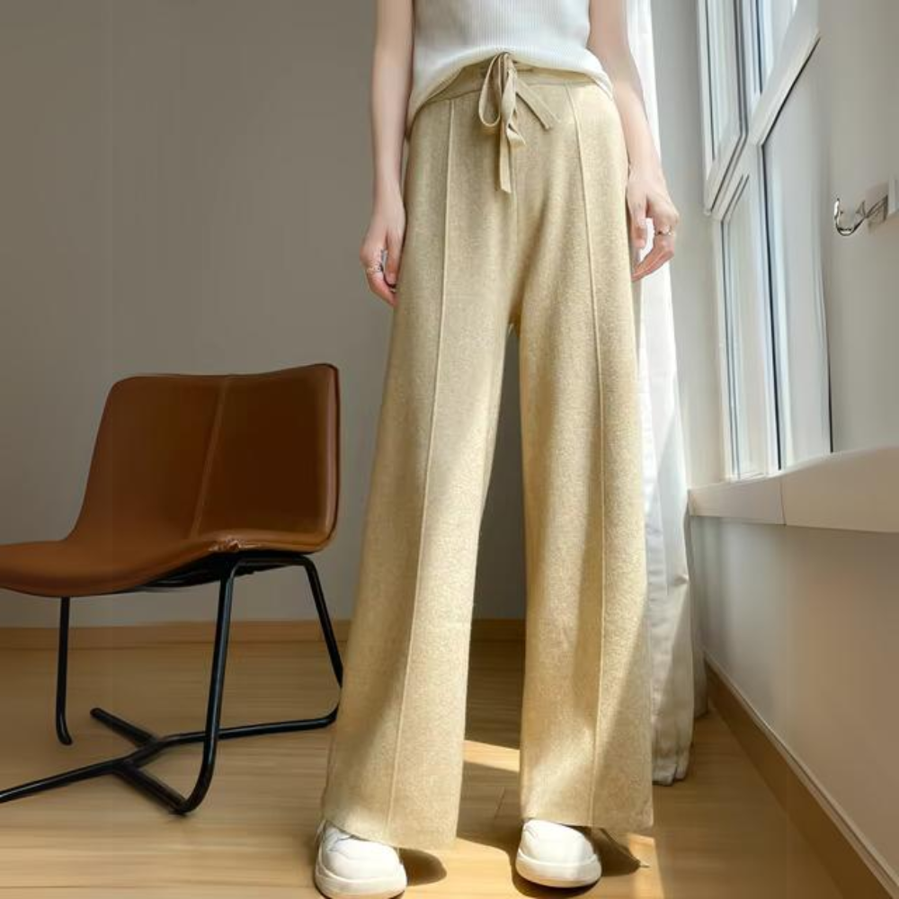 Vanessa | Warm trousers with a high waist