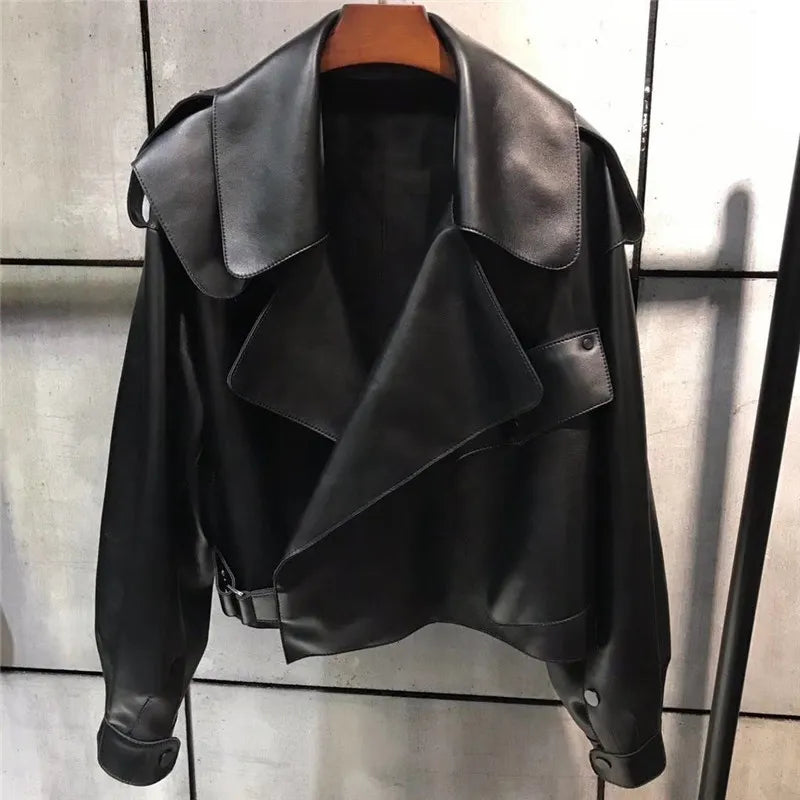 Amelie | Elegant leather jacket for women