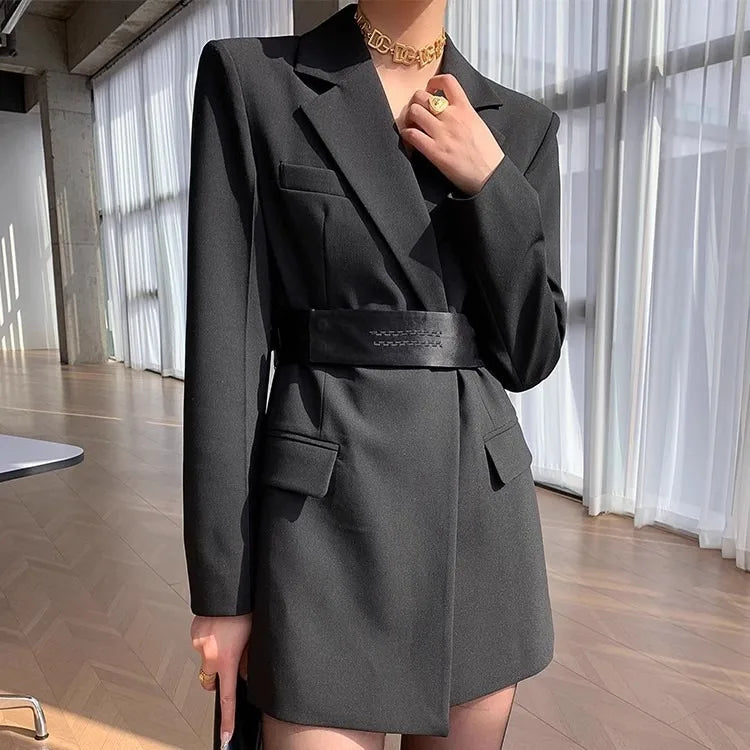 Paola | Classic and stylish winter dress
