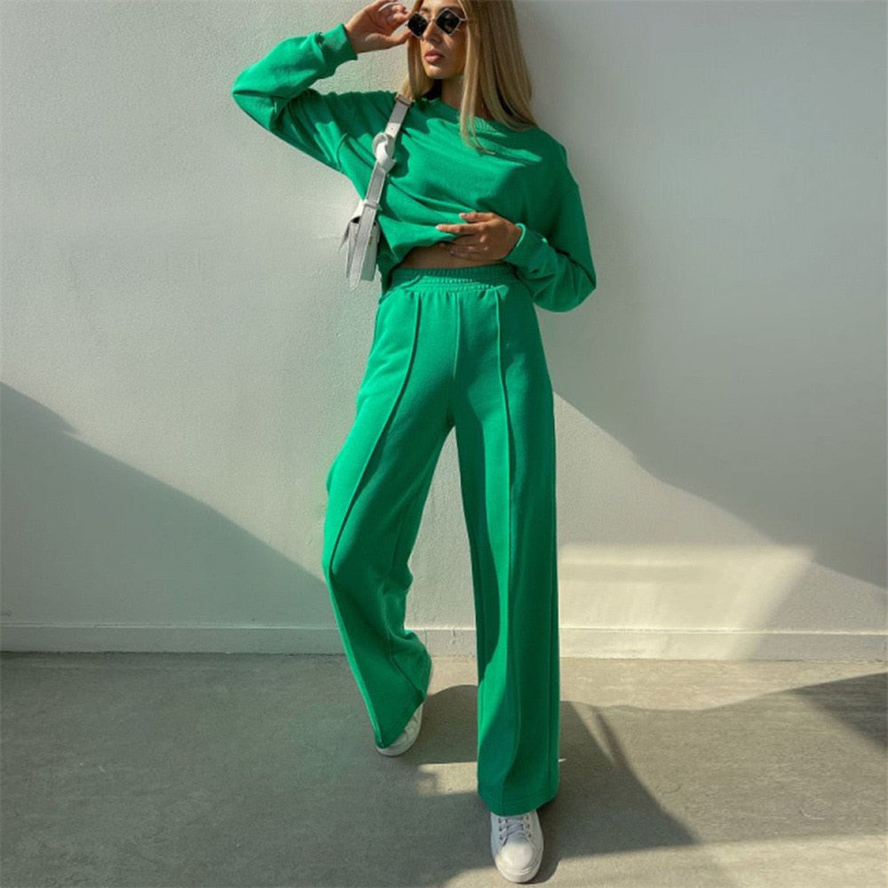 Lara | 2 piece luxury jogging suit for women