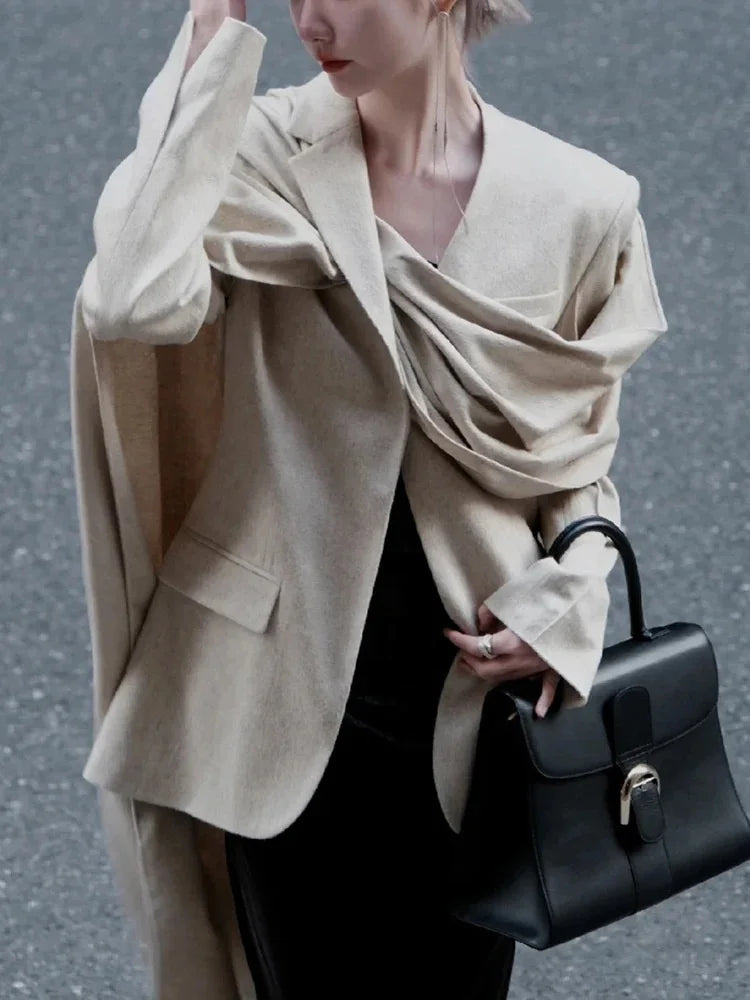 Dafne | Fashionable and effortless winter garment